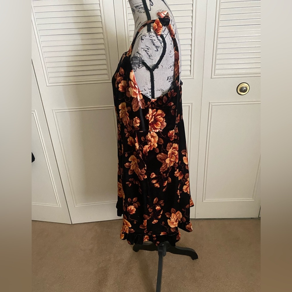 Torrid black at the knee velvet ruffle tier dress floral autumn fall - Picture 8 of 17